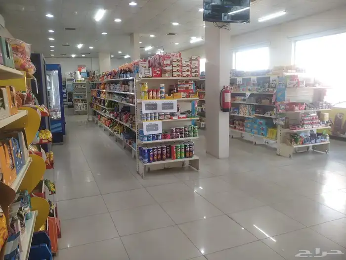 بقالة في محطة للتقبيل موقع مميز وحيوي 2