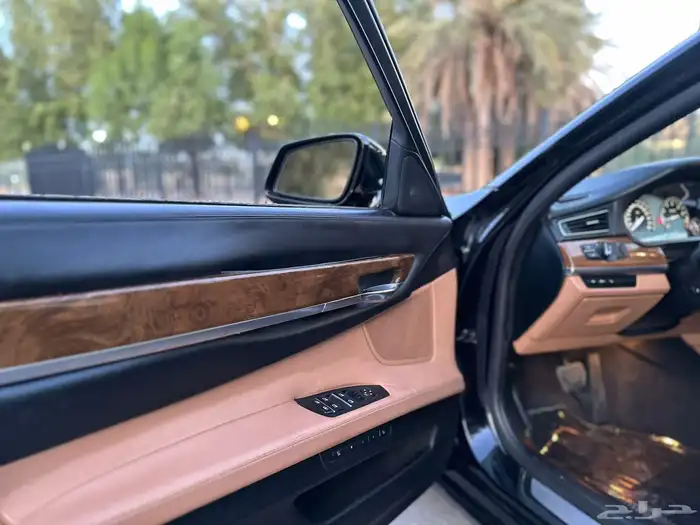 بي ام دبليو750il 31