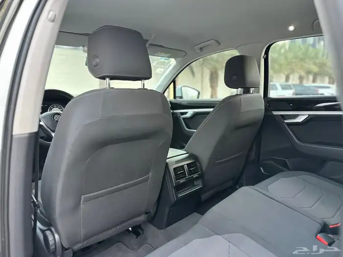 فولكس واجن طوارق 2018 17