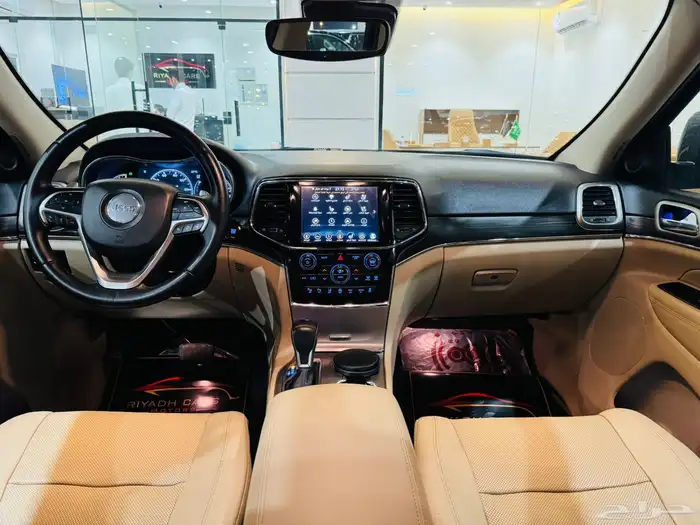 جراند شيروكي 2020 ليمتد ( عرض خاص ) 8