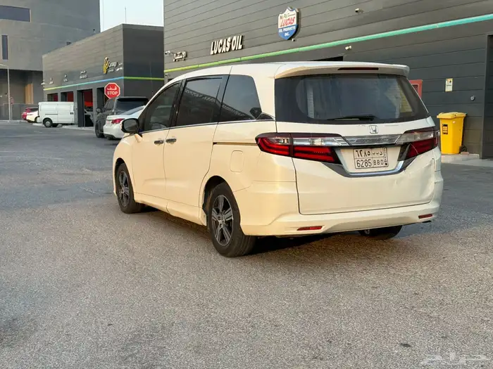 هوندا ادوسي 2016 0