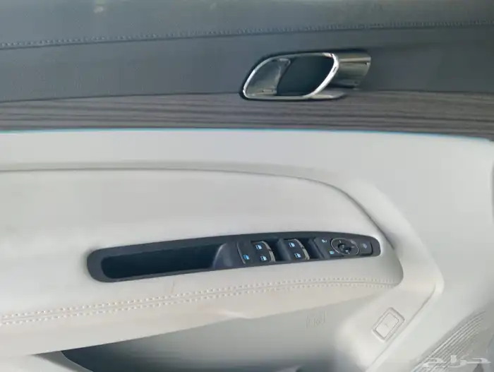 فورد تيرتيوري تيتانيوم بلس 2025 15