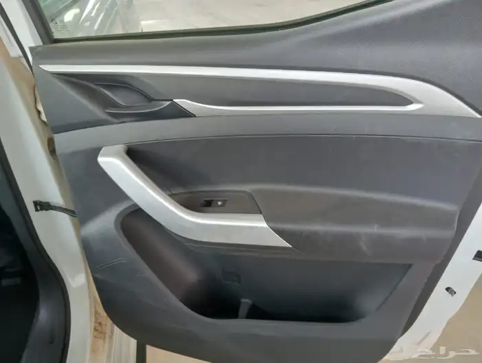 ام جي T60 غمارتين دبل بنزين توماتيك 2023 14