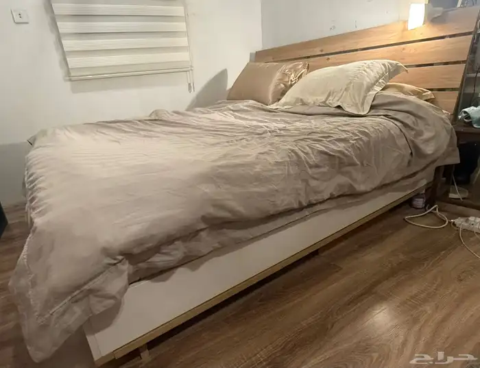 غرفة نوم سرير 180 مع المطرح وتسريحه و2 كومدي ودلاب كورنر 3