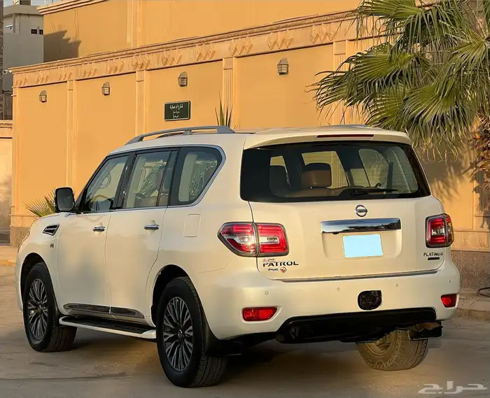 نيسان باترول بلاتينوم 2014 سعودي 19