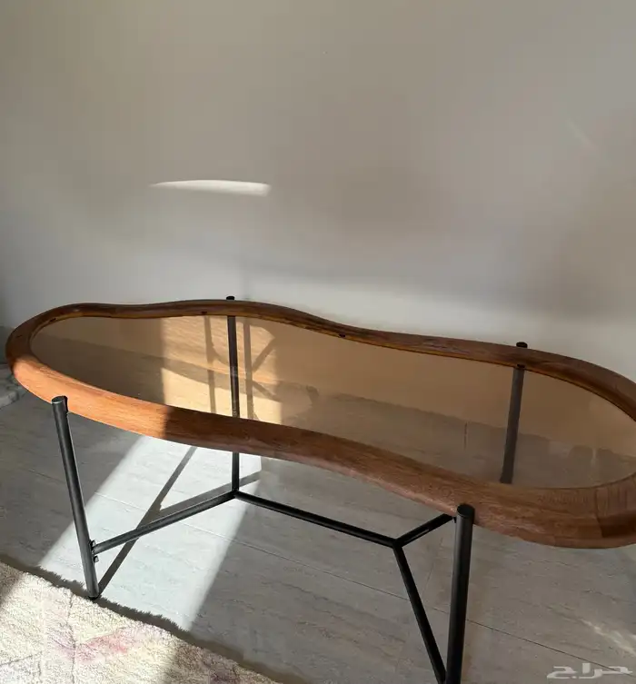 طاولة موديل جديد و مودرن 1