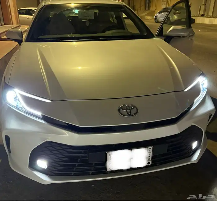 كامري 2025 فئة e 2