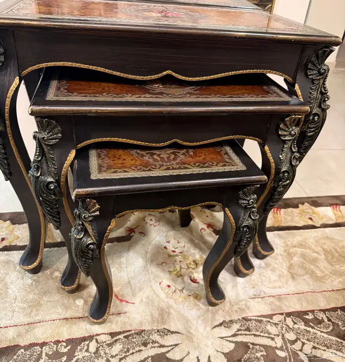 طاولة خشب المطلق 1