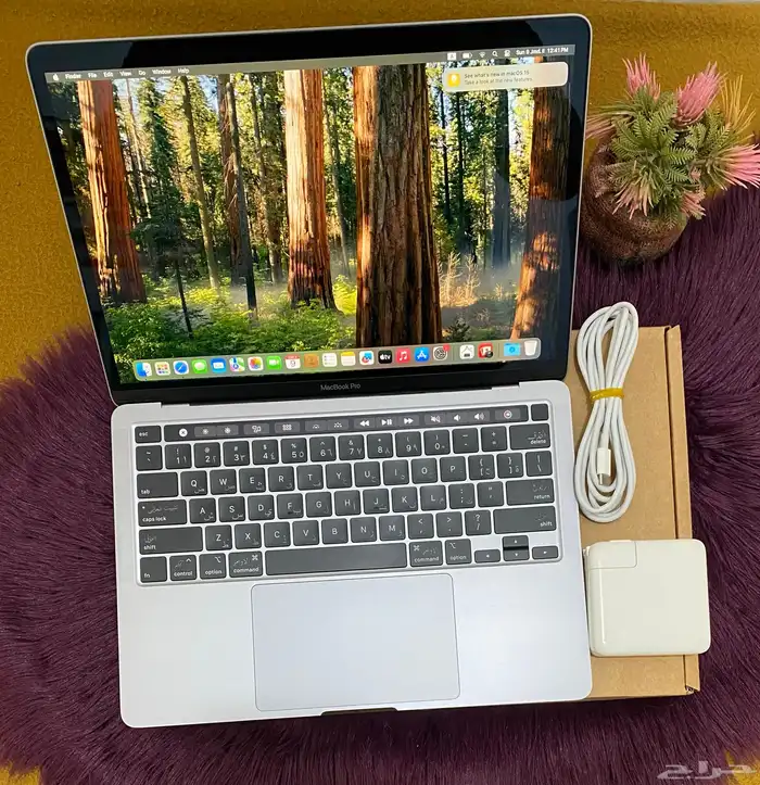 ماك بوك برو 2020 كور i7 16 جيجا رام 512 ssd تاتش بار 14