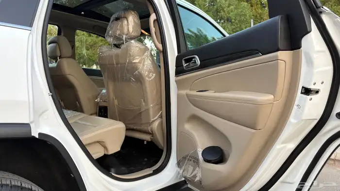 جيب جراند شروكي 2021 Limited ( ممشى قليل نظيف جدا  ) 48