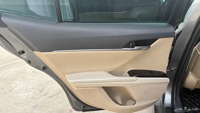 دواكير كامري من مديل 20الى 24 السائق والخلفي خلف السائق 1