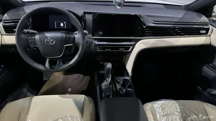 تويوتا كامري 2025 بنزين فئة LE فتحة سقف بصمة سعودي 119 شامل 5