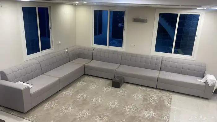 للبيع كنب نظيف 0