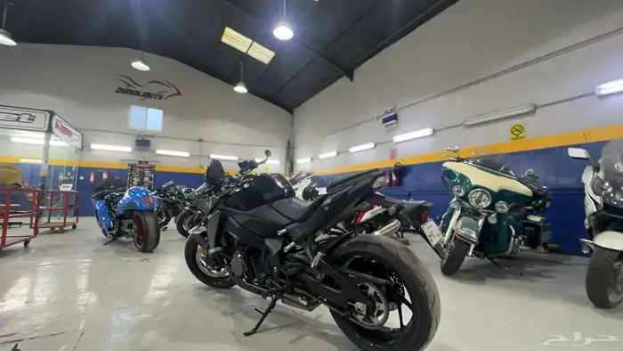 دباب سزوكي ستريت فايتر SUZUKI GSXS1000 3