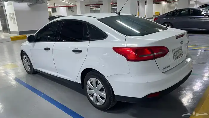 فورد فوكس 2015 للبيع 12