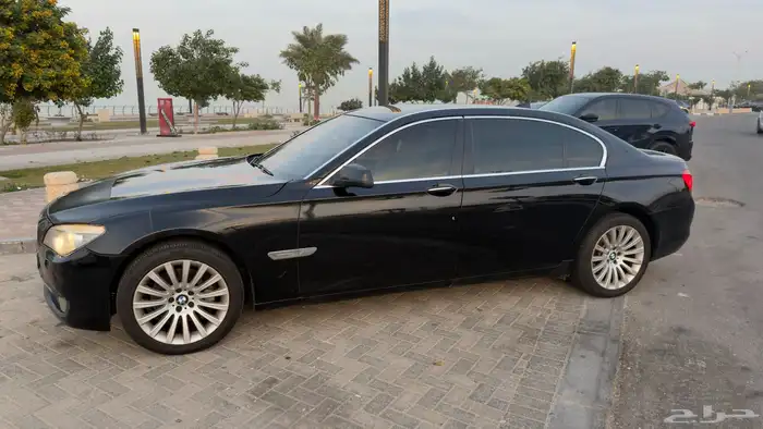 بي ام دبليو 730 موديل 2013 1