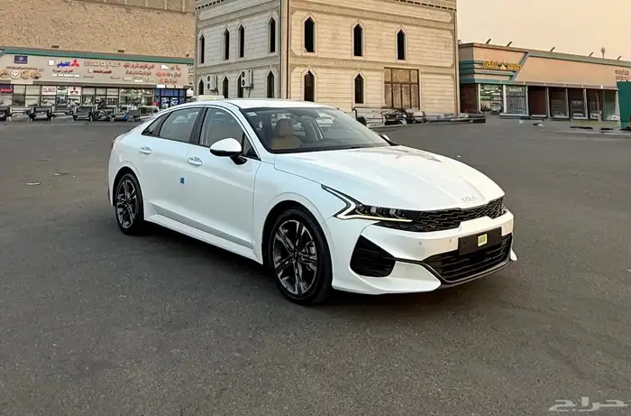 كيا K5 ( بنزين ) 2022 فل كامل بدون بانوراما 2