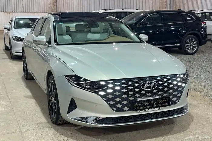 ازيرا سمارت 2022 سعودي عداد قليل بحالة الوكالة 3