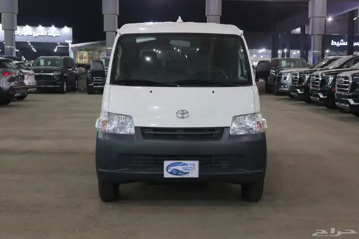 تويوتا لايت اس بنزين قير عادي 2024 عداد 300 كم بسعر 62.000 1