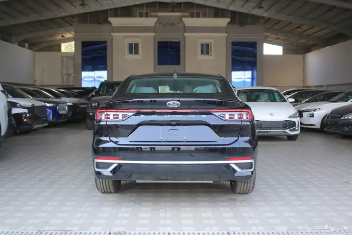 فورد تورس 2025 2026 5