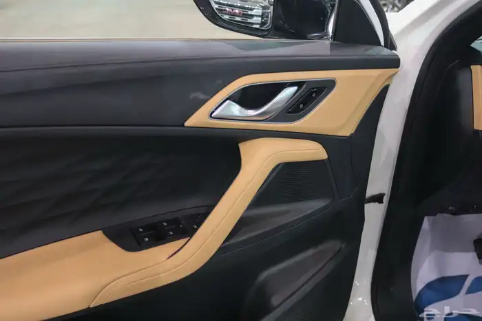 ام جي HS ستاندر الشكل الجديد موديل 2025 بسعر 79.350 14