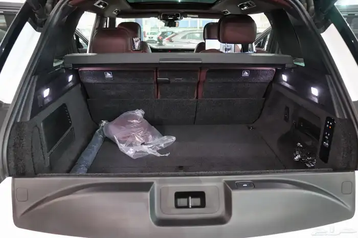 رنج روفر اوتوبيوقرافي v8 موديل 2023 مستخدم بسعر 595.000 17