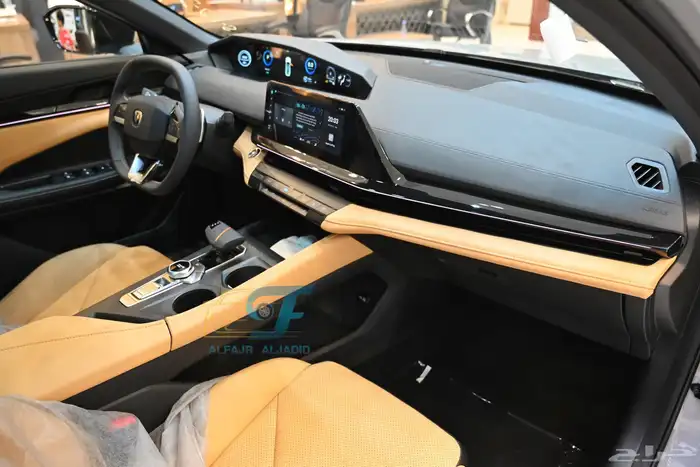 شانجان يوني في V اليت و سبورت 2026 7