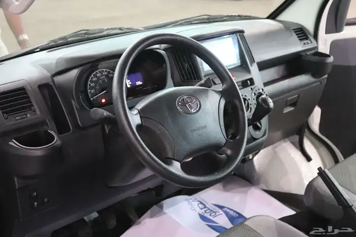 تويوتا لايت اس بنزين قير عادي 2024 عداد 300 كم بسعر 62.000 10