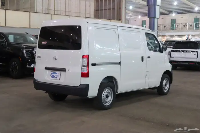 تويوتا لايت اس بنزين قير عادي 2024 عداد 300 كم بسعر 62.000 5