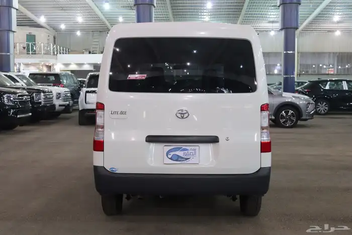 تويوتا لايت اس بنزين قير عادي 2024 عداد 300 كم بسعر 62.000 4