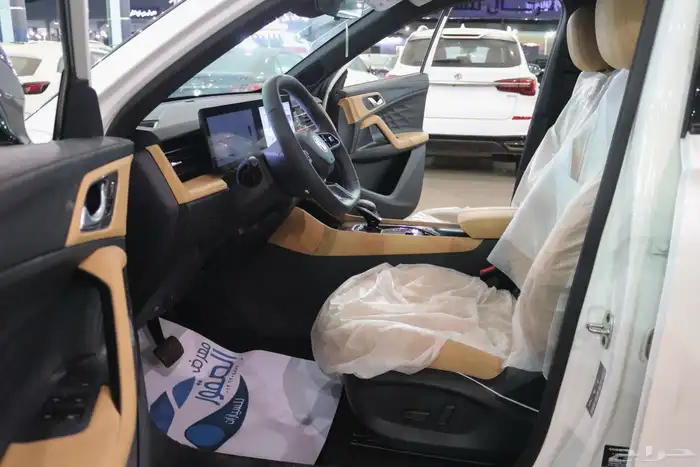 ام جي HS ستاندر الشكل الجديد موديل 2025 بسعر 79.350 6