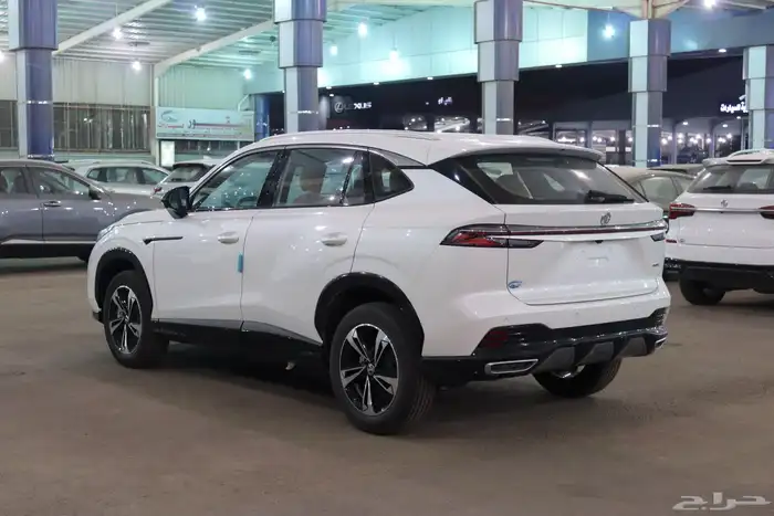 ام جي HS ستاندر الشكل الجديد موديل 2025 بسعر 79.350 5