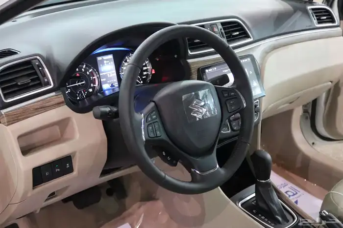 سوزوكي سياز فل كامل موديل 2025 بسعر 56.925 13