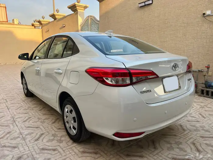 تويوتا يارس 2021 شبه جديد 4