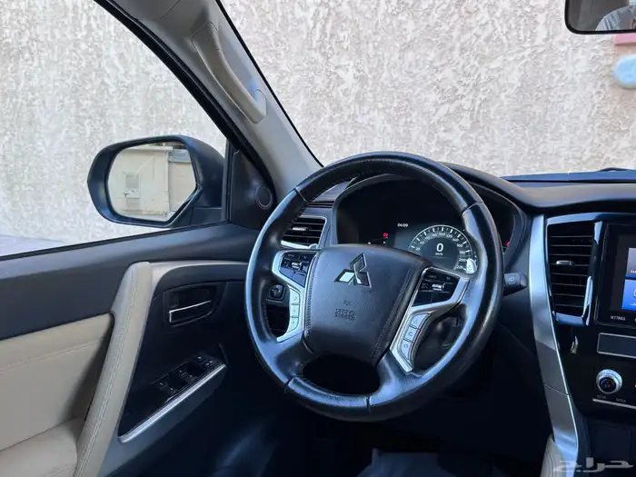 مستبيشي مونتيرو 2022 27