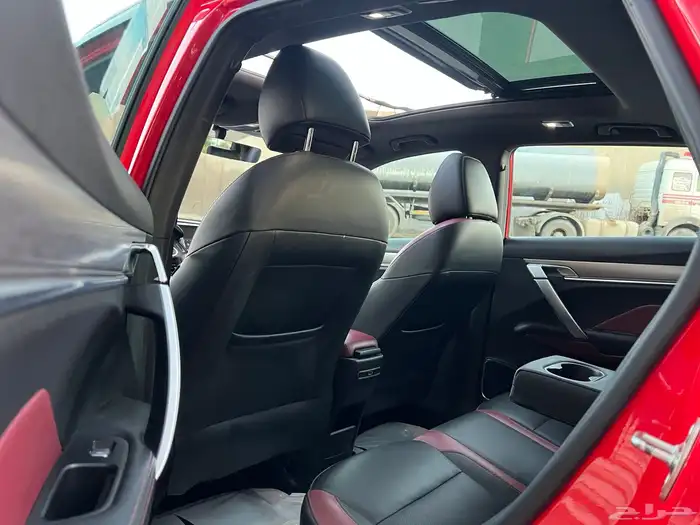 جيلي كولراي 2022 فل كامل GF بلس بلاك ريم شبه الجديد 6