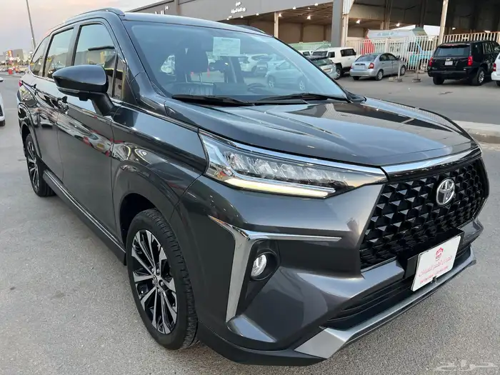 تويوتا فيلوز 2024 نص فل 1