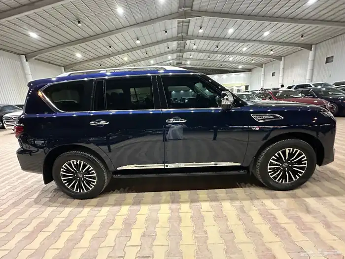 نيسان باترول بلاتينيوم موديل 2024 فل كامل 8 سلندر 3