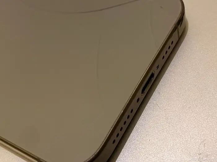 15 برو ماكس 256 3