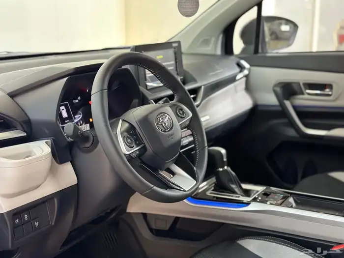 تويوتا فيلوز GLX م 2025 5