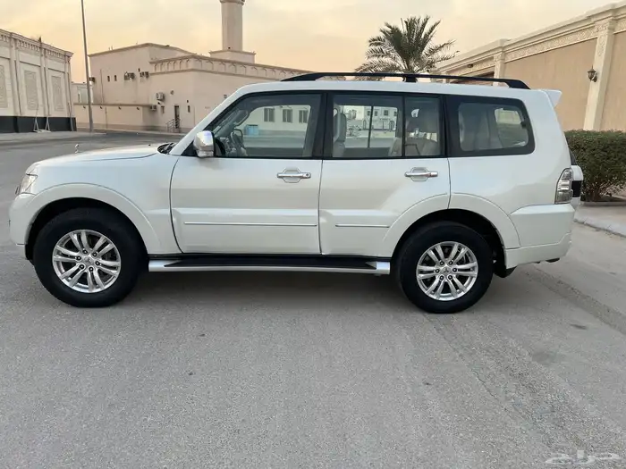 باجيرو 2018 علامه ذهبيه اعلى فئه 0