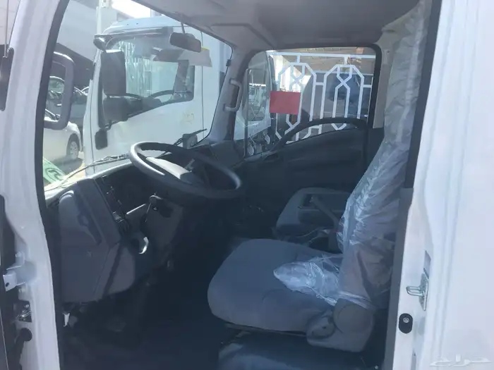 ايسوزو دينا 5 طن 2025 شاص طويل و قصير ( ياباني ) 10