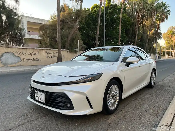 كامري بحالة الوكالة هايبردبلس2025 24