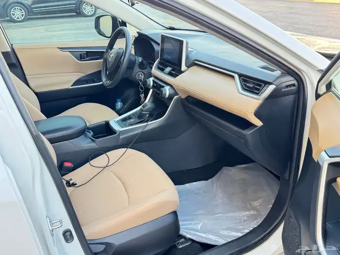 تويوتا راف فور 2023 دبل 8