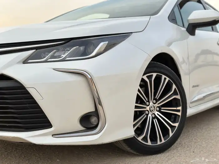 تويوتا كورولا 1.5 فل كامل 2021 3