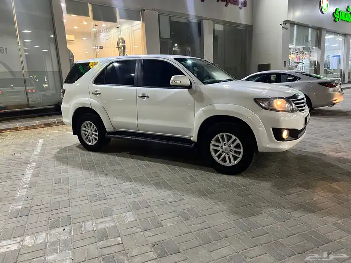 تويوتا فورتشنر 2013 اربعه سلندر دبل 18