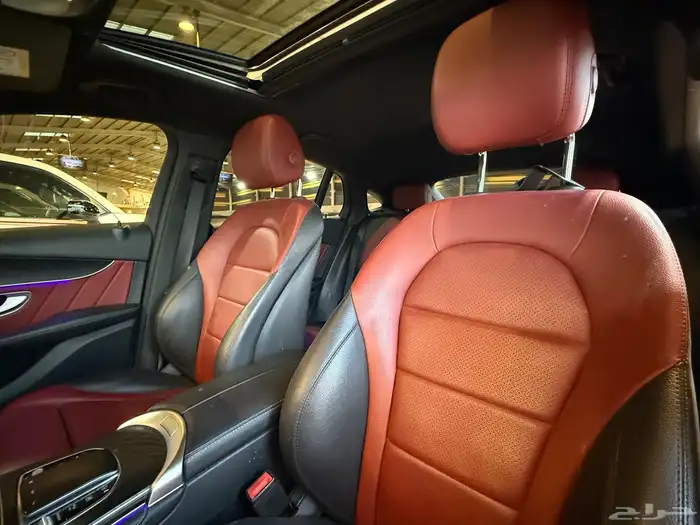 مرسيدس GLC300 2021 (( بحالة ممتازة )) 10