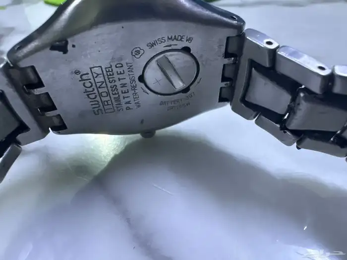 ساعه سواتش قديمه 1