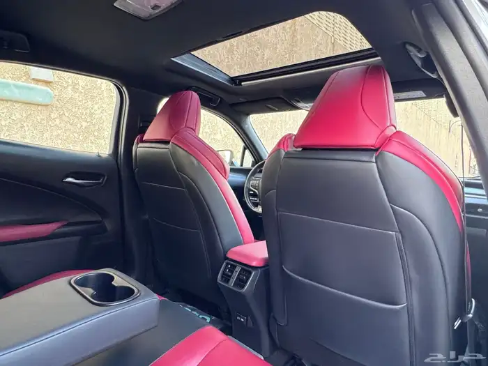 لكزس UX 2021 F SPORTS 18