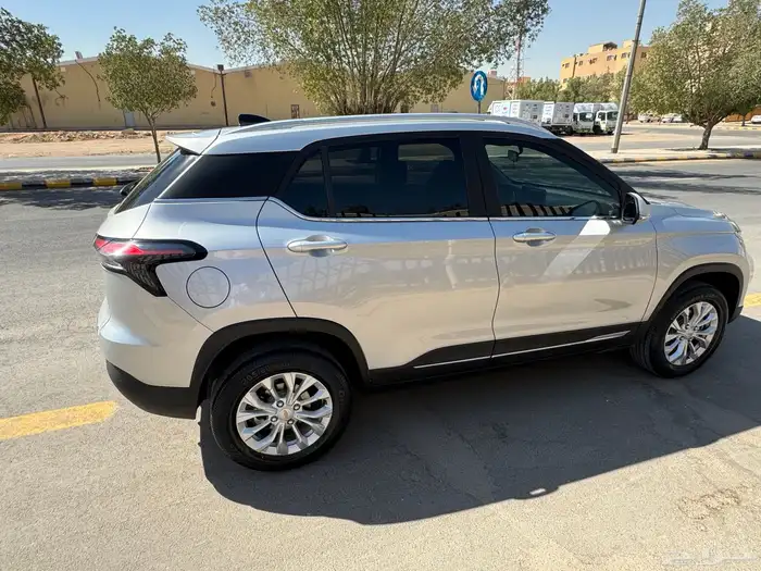 جروف LT 2024 ماشي 6550 كيلو فقط تماتيك 1